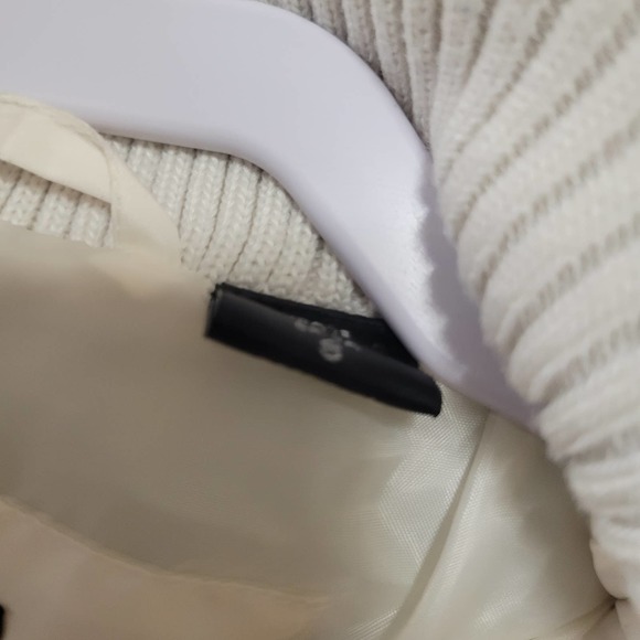 TAHARI White Zipper Up Thick Long Winter Coat - Picture 5 of 8